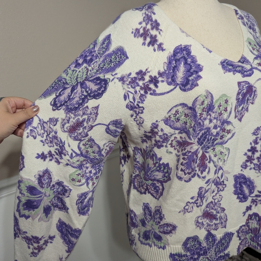 3/$30 Loft Purple And White Sweater - Picture 3 of 7